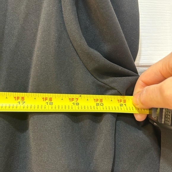 Andree By Unit Elodie Puff Sleeve Scalloped Blouse Tiered Hem Top Women Sz L - Picture 5 of 7